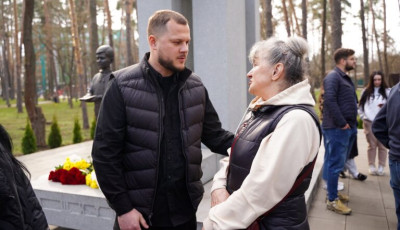Алею пам’яті загиблих воїнів висадили в Ірпені до річниці визволення Київщини