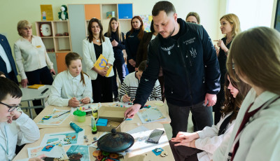 Микола Калашник відвідав День спільнодії у Чайківській гімназії