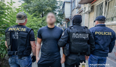 Українські та чеські поліцейські завершили розслідування мережі шахрайських кол-центрів, які ошукали потерпілих на 12 млн грн