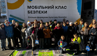 Мобільний клас безпеки для школярів Шевченківського району