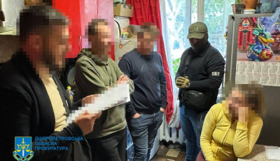 У Дніпрі викрито подружжя, яке передавало співробітнику фсб рф інформацію про розміщення ППО