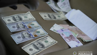 В Одесі правоохоронці повідомили про підозру колишньому державному реєстратору, причетному до незаконного заволодіння нерухомим майном громади на 5 млн грн