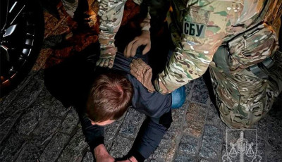 Незаконне позбавлення волі та вимагання 2,5 млн доларів США у військового – підозрюється депутат місцевої ради на Дніпропетровщині