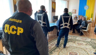  Грозит до 15 лет тюрьмы: ректор харьковского вуза утверждает, что не брал 300 000 взятки