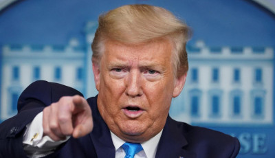 Трамп поручил урегулировать работу соцсетей, подписав соответствующий указ 