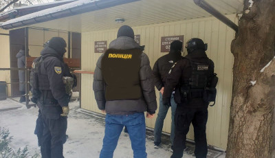 На Хмельниччині судитимуть злочинне угруповання вимагачів