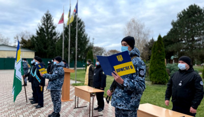 В Ізмаїлі 40 моряків-прикордонників осіннього призову урочисто присягнули на вірність українському народові 