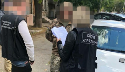На Николаевщине задержали военного, устроившего масштабную продажу оружия