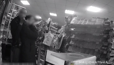 В Херсоне мужчина взял в заложники женщину-продавца