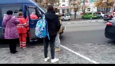 В Мелитополе водителю маршрутки стало плохо: пассажиров спас подросток