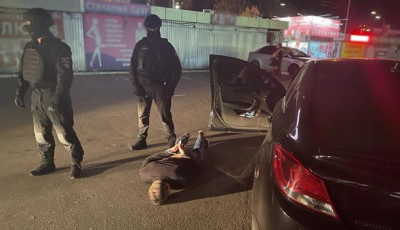 В Киеве мошенник обманул иностранца на 25 тысяч евро