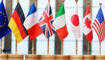 Лидеры G7 требуют от России оставить Украину в покое