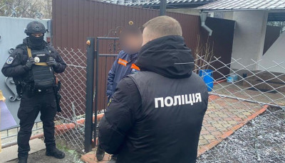 Житомирські поліцейські викрили групу рекетирів на чолі з кримінальним авторитетом