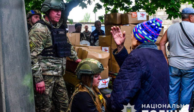 «Білі Янголи» рятують мешканців Великої Новосілки від гуманітарної катастрофи