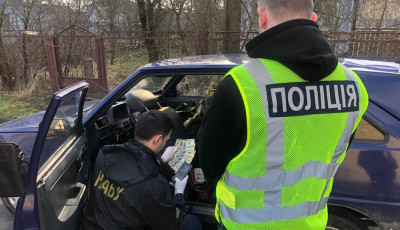 Правоохоронці Житомирщини викрили суддю та адвоката з Рівенщини в отриманні хабаря