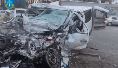 На Вінниччині у ДТП загинуло шестеро людей, серед яких двоє неповнолітніх – водієві вантажівки повідомлено про підозру