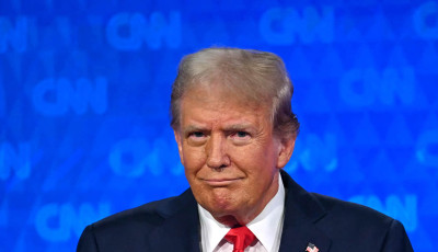 Трамп каже, що має вигляд кращий за Гарріс