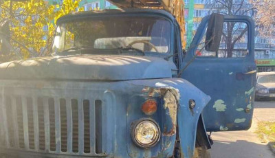 П’яний водій автокрана влаштував ДТП та перегони Києвом