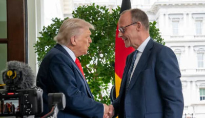 Мерц розраховує на зустріч з Трампом у Давосі у спробі послабити напругу через Гренландію