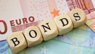Реструктуризація боргу: Україна призупиняє виплати за єврооблігаціями