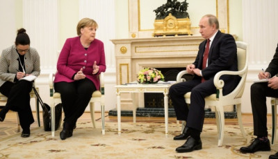 Меркель: Ми будемо підтримувати Nord Stream 2, санкції США — неправильні