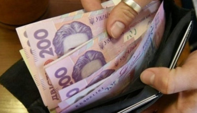 Середня зарплата за рік збільшилася на 28% — Держстат