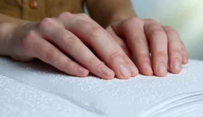 Цьогоріч в Україні надрукують понад 37 тисяч підручників шрифтом Брайля - Зеленська
