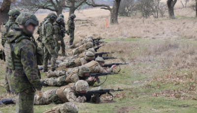 Британія від початку війни допомогла підготувати 60 тисяч українських військових