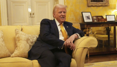 Трамп планує скасувати отримання американського громадянства за правом народження