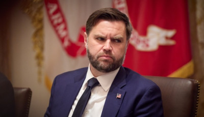 Венс: Мирний план має зупинити убивства, зберігаючи суверенітет України
