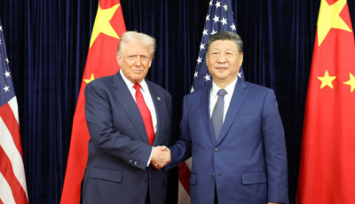 Сі Цзіньпін заявив Трампу, що Китай здатний протистояти будь-яким викликам і ризикам