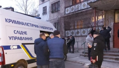 В Николаеве таксист ограбил АЗС и застрелил проститутку