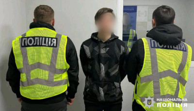 Слідчі поліції Київщини повідомили про підозру групі осіб, які підпалювали релейні шафи