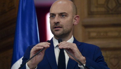 Глава МЗС Франції у Києві: ми продовжимо тиснути на Путіна