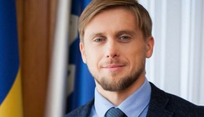 Олександр Бондаренко передав до Дніпровської міської лікарні №21 апарат ШВЛ екстра-класу