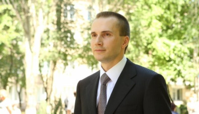 Екс-депутат Держдуми заявив, що син Януковича фінансував створення 