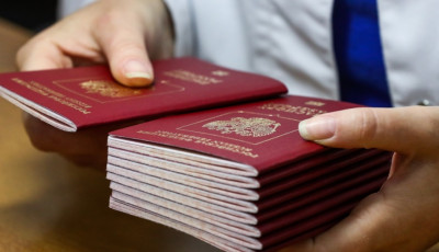 Британська розвідка розповіла, навіщо РФ примусово роздає паспорти українцям в окупації