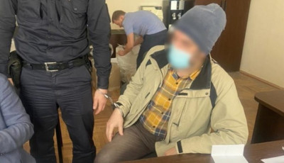 Перед судом постане “зірковий” фотограф Ктиторчук, який нібито розбещував та гвалтував неповнолітніх дівчат