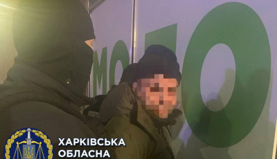 Вимагали неіснуючий борг в 50 тисяч доларів — судитимуть трьох чоловіків