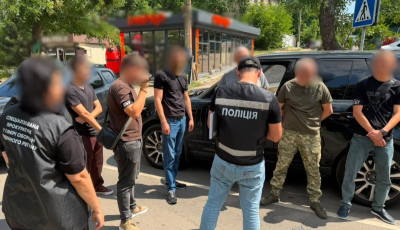 На Одещині посадовця ТЦК затримали за хабар у 500 літрів дизпалива