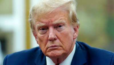 Трамп заявив про повний контроль США над Ормузькою протокою