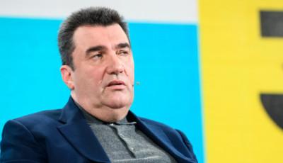 Данілов: РНБО України ухвалила рішення про запровадження надзвичайного стану на всій території України, за виключенням Донецької та Луганської областей
